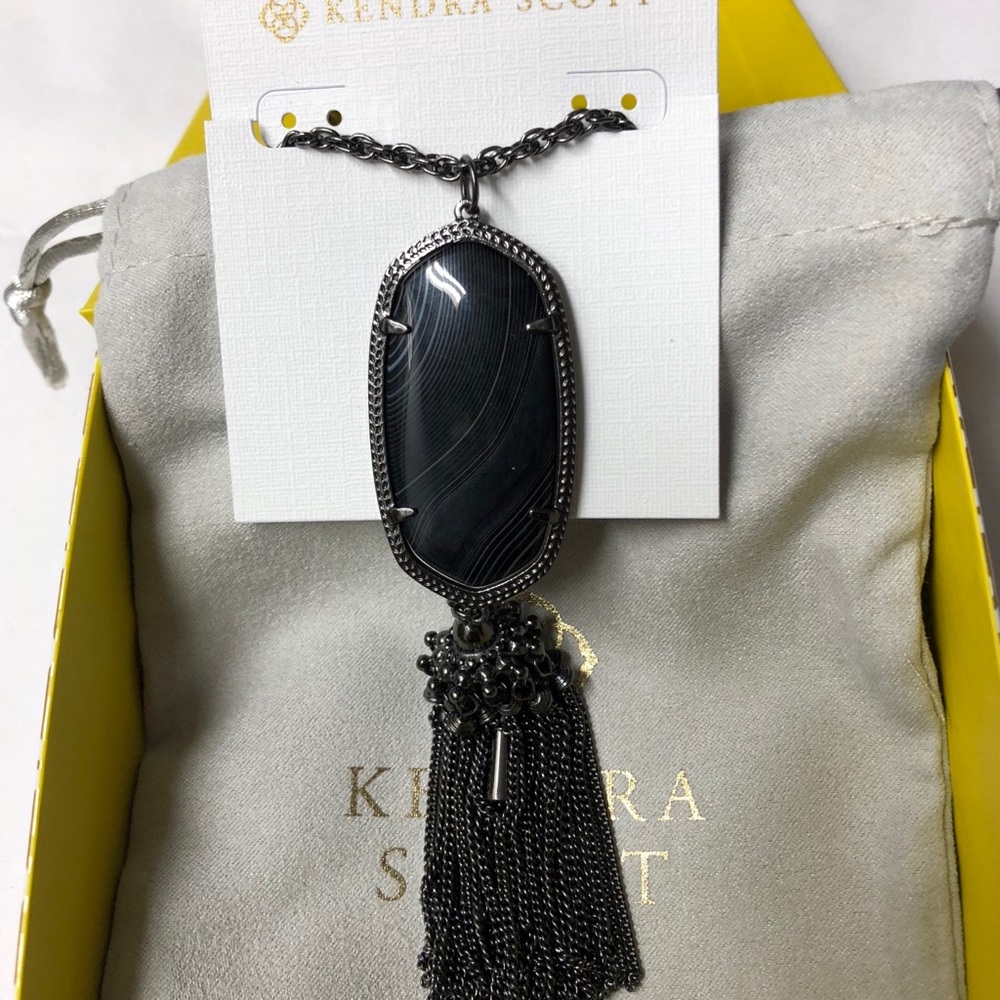 RARE Authentic Kendra Scott Black Marble Necklace - Picture 4 of 4